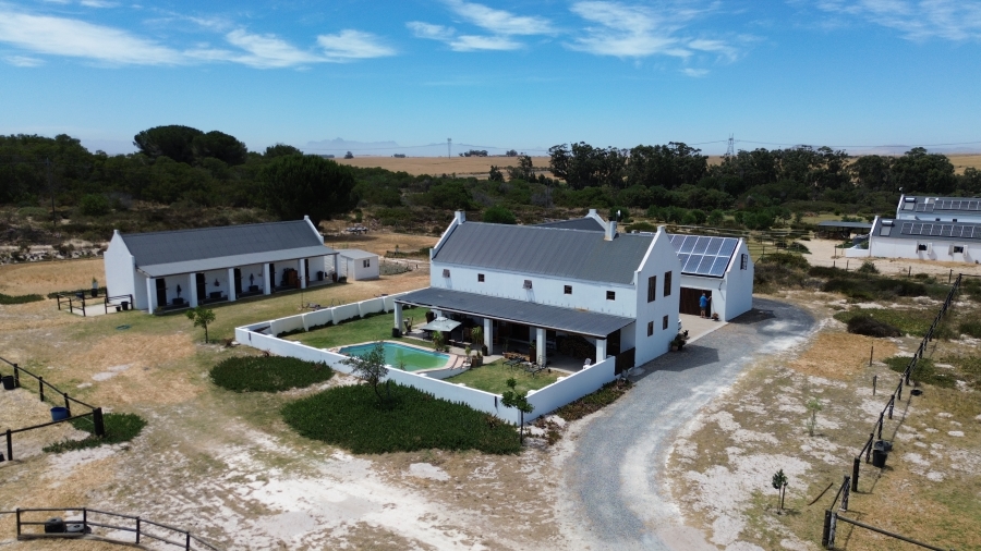 5 Bedroom Property for Sale in Cape Farms Western Cape